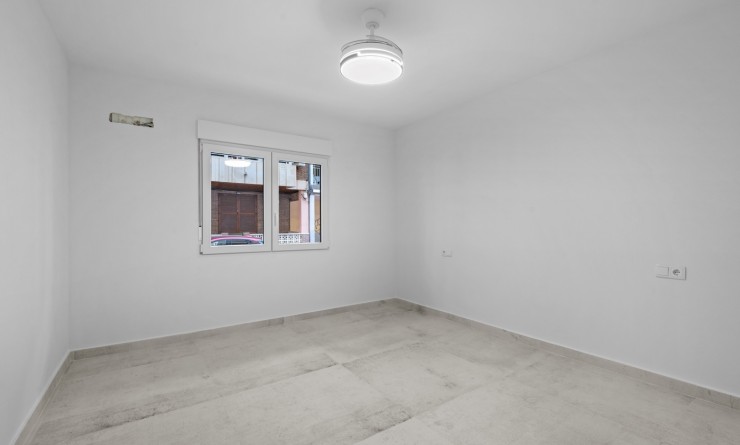 Wederverkoop - Appartement - Torrevieja - Playa del Acequión