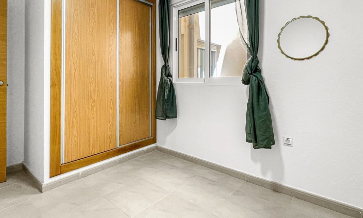Wederverkoop - Appartement - Torrevieja - El Acequión - Los Náufragos