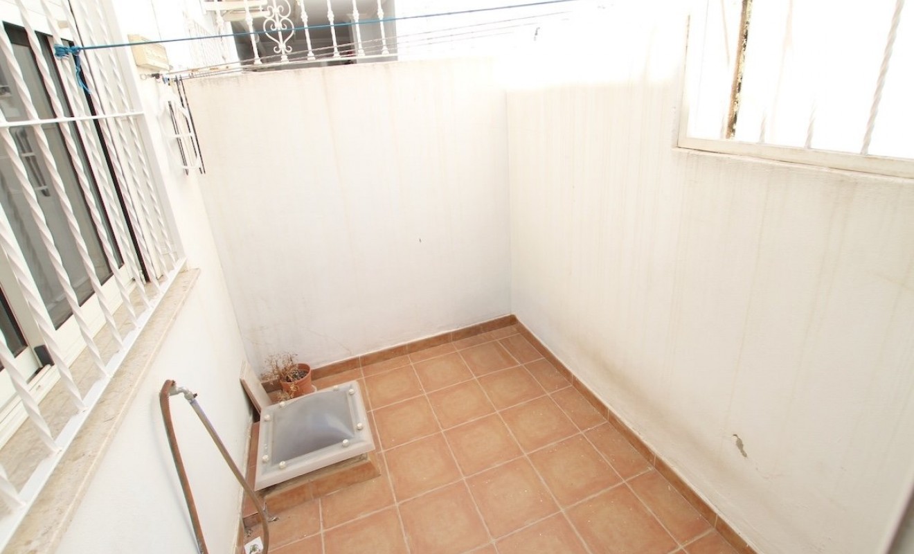 Revente - Maison de ville - Los Palacios