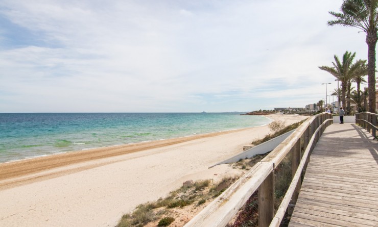 Sale - Bungalow - Pilar de la Horadada - Mil Palmeras