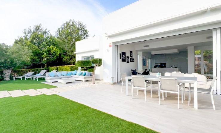 Wederverkoop - Villa - Las Colinas Golf Resort