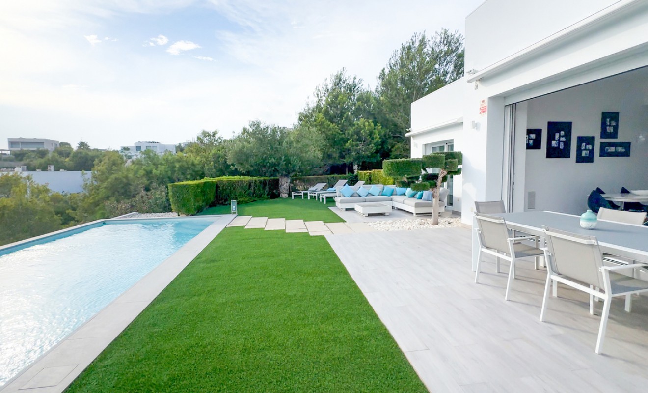 Wederverkoop - Villa - Las Colinas Golf Resort