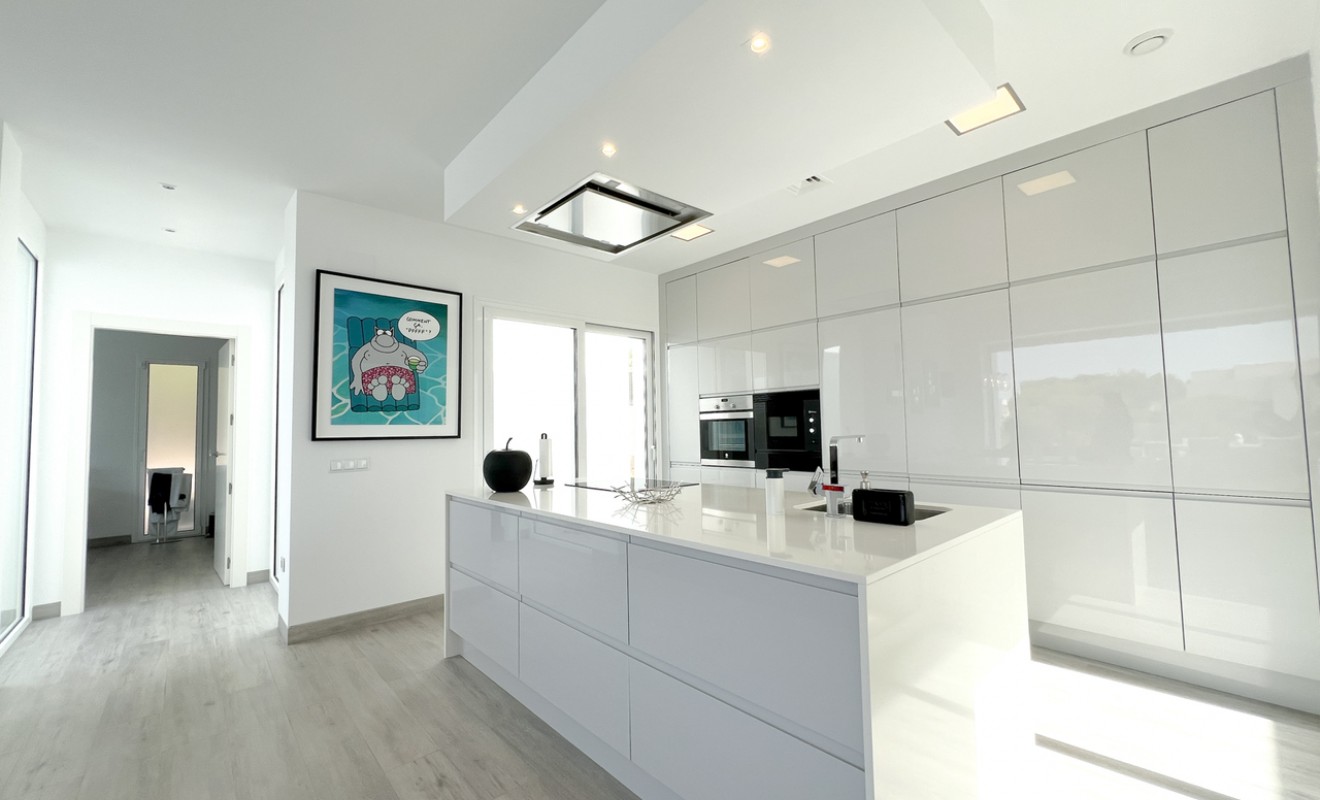 Wederverkoop - Villa - Las Colinas Golf Resort