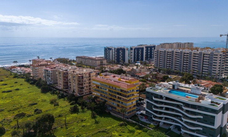Sale - Apartment / flat - Orihuela Costa - Punta Prima