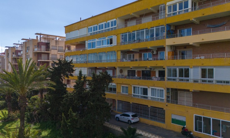 Sale - Apartment / flat - Orihuela Costa - Punta Prima