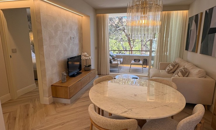 Sale - Apartment / flat - Albir - center