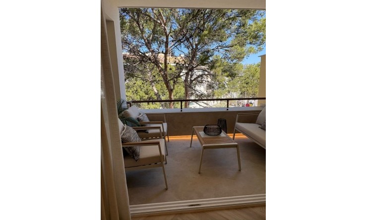Sale - Apartment / flat - Albir - center