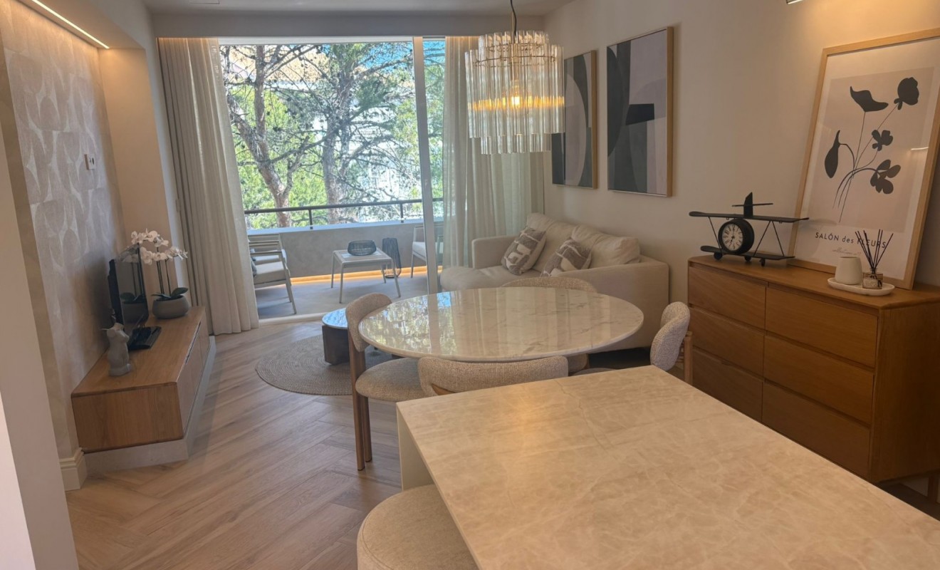 Sale - Apartment / flat - Albir - center