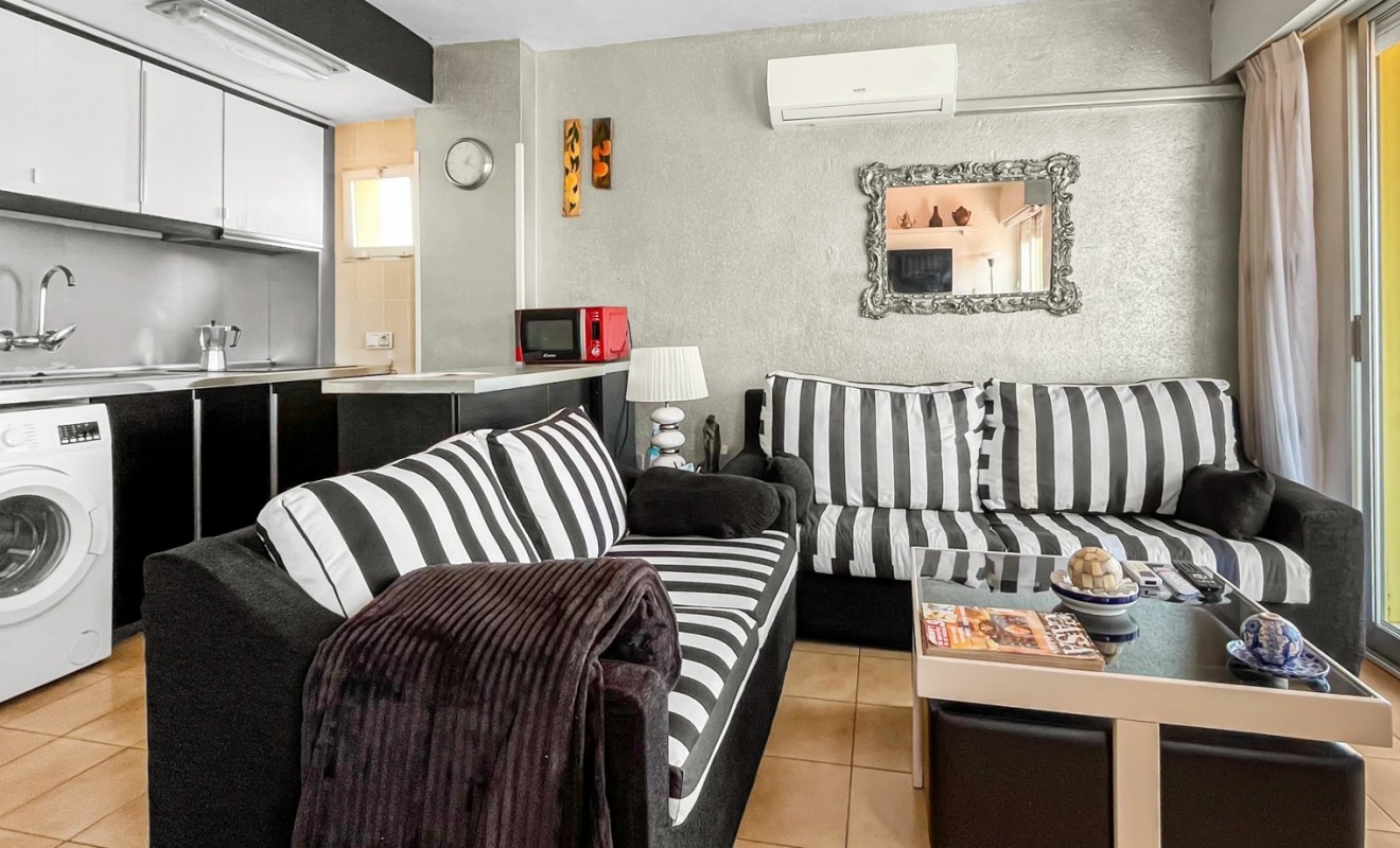 Sale - Apartment - Torrevieja - Mar Azul