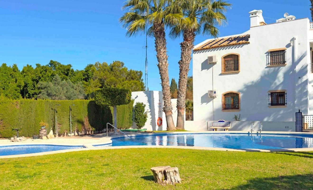Sale - Apartment - Orihuela Costa - Villamartín