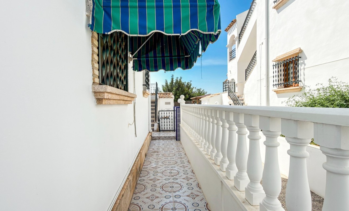 Sale - Apartment - Orihuela Costa - Villamartín