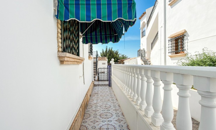 Sale - Apartment - Orihuela Costa - Villamartín