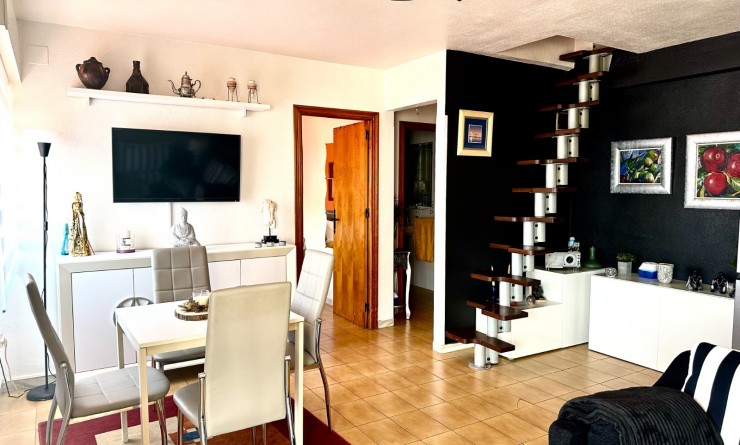 Wederverkoop - Apartment / flat - Torrevieja - El Acequión - Los Náufragos