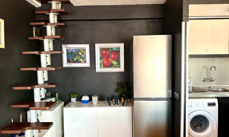 Wederverkoop - Apartment / flat - Torrevieja - El Acequión - Los Náufragos