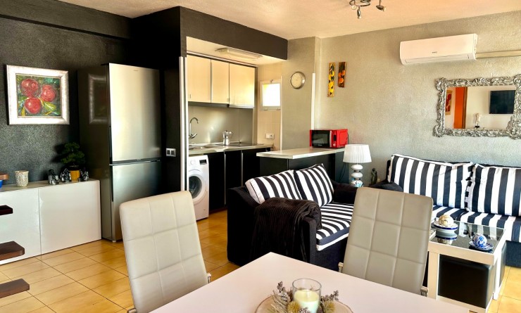 Wederverkoop - Apartment / flat - Torrevieja - El Acequión - Los Náufragos