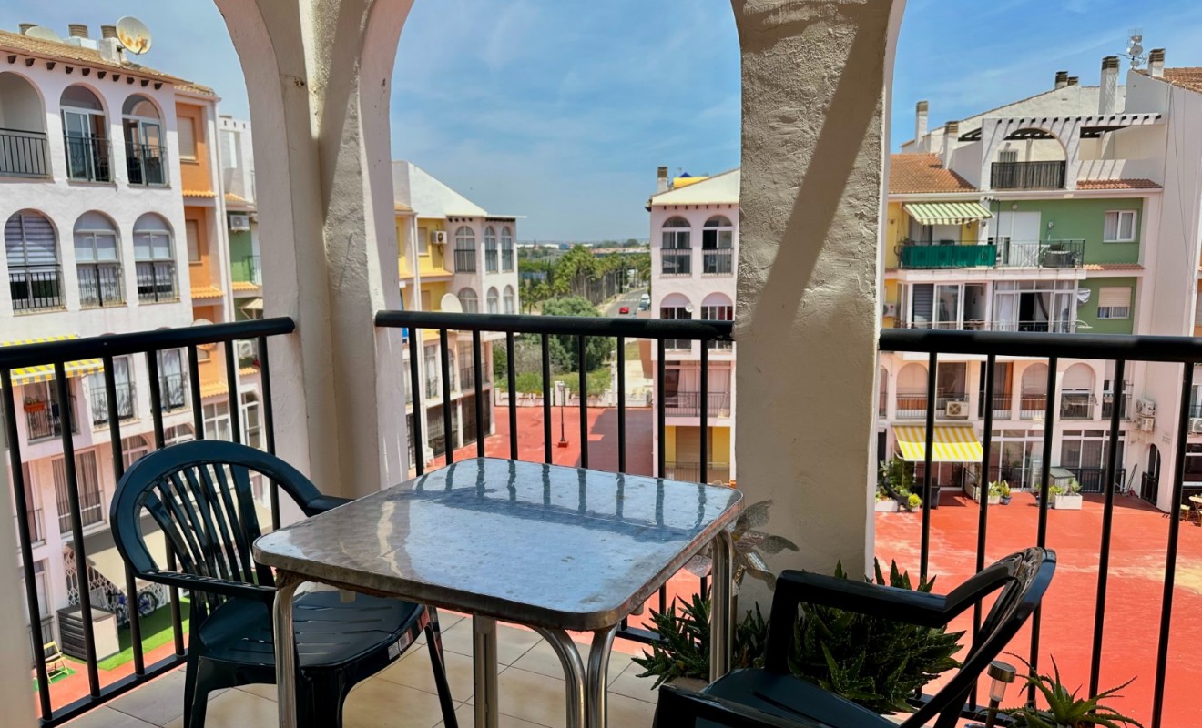 Wederverkoop - Apartment / flat - Torrevieja - El Acequión - Los Náufragos