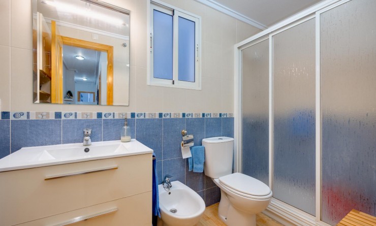 Revente - Apartamento - Torrevieja - Playa del Acequión