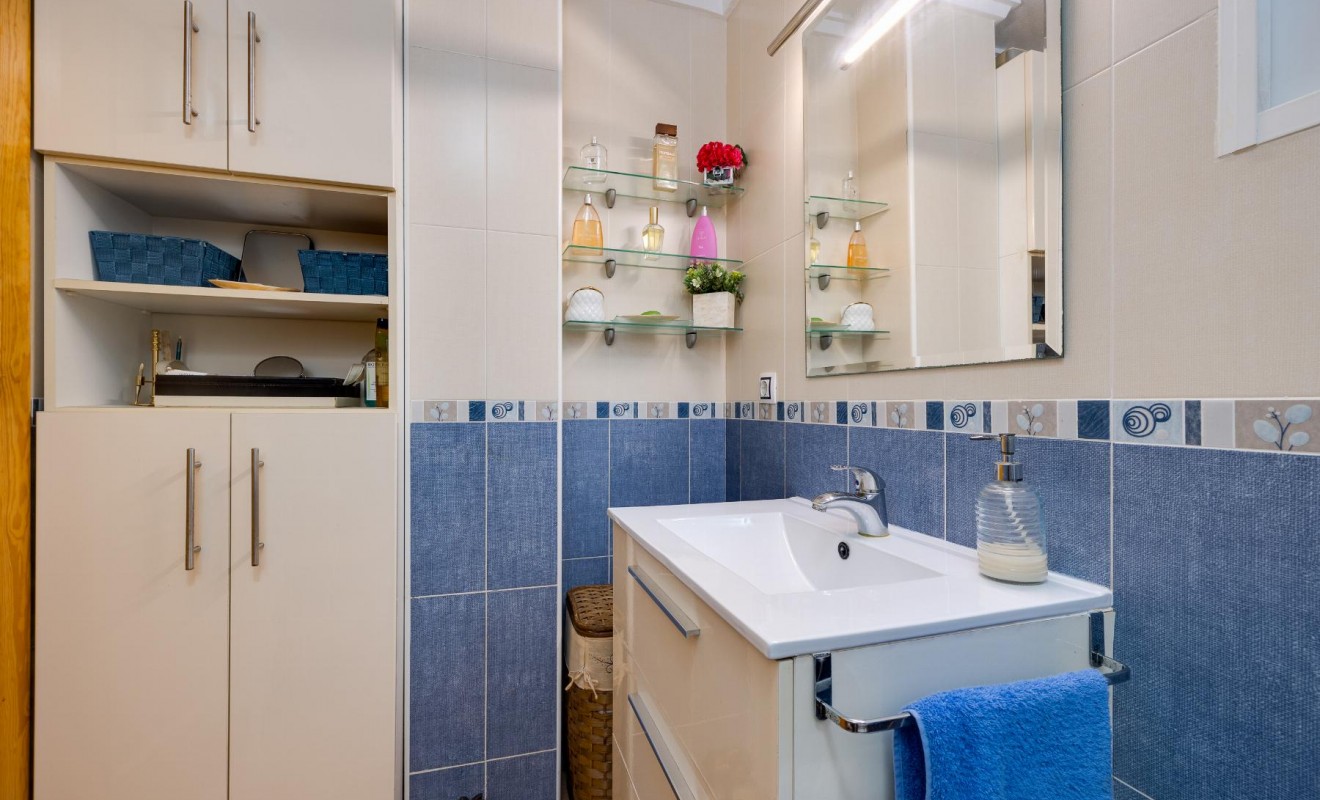 Revente - Apartamento - Torrevieja - Playa del Acequión