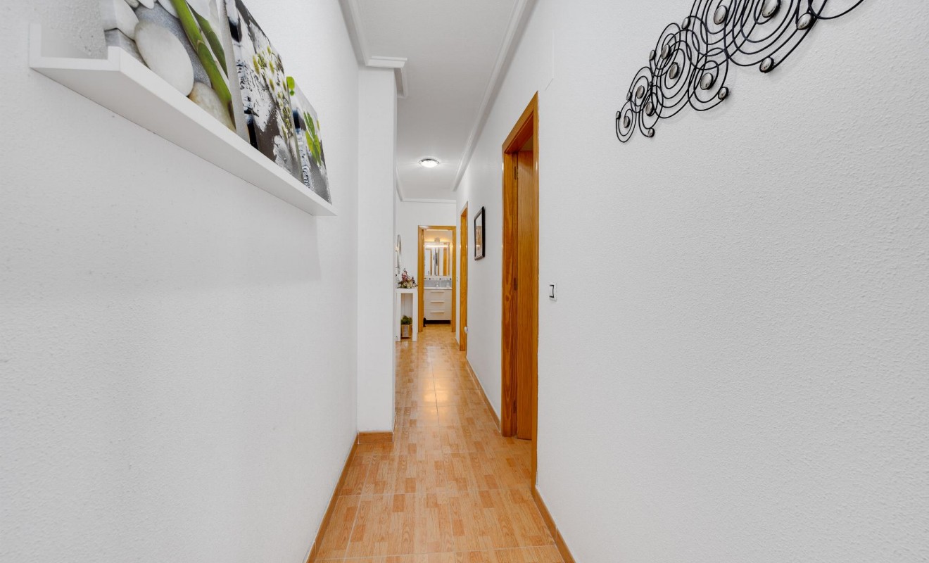 Revente - Apartamento - Torrevieja - Playa del Acequión