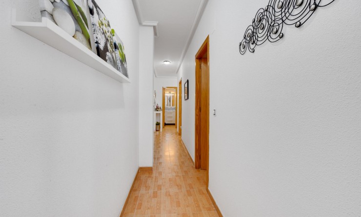 Revente - Apartamento - Torrevieja - Playa del Acequión