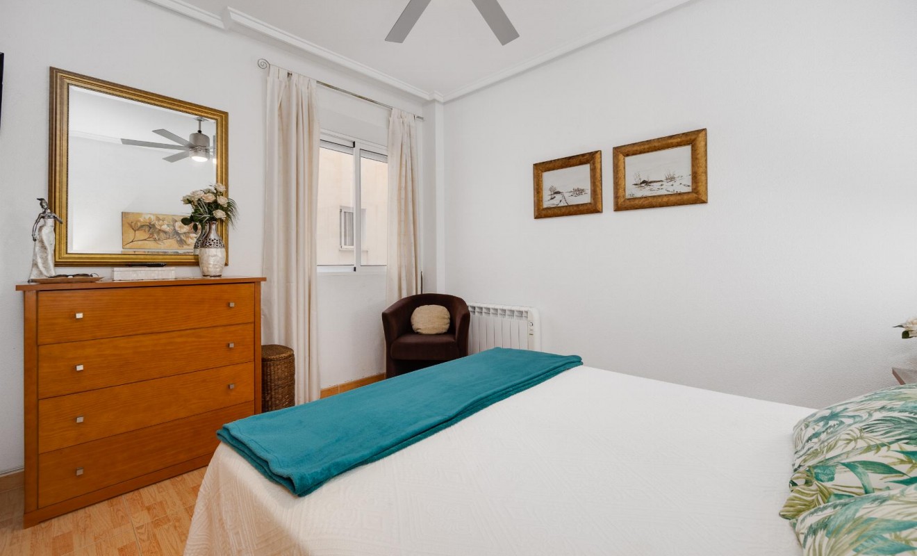 Revente - Apartamento - Torrevieja - Playa del Acequión