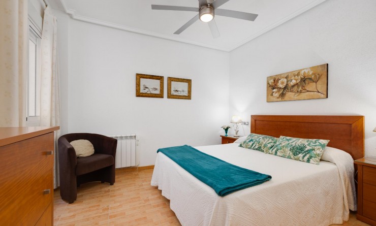 Revente - Apartamento - Torrevieja - Playa del Acequión