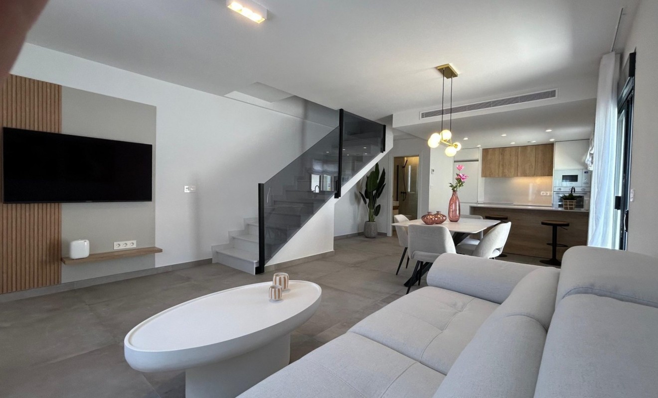 Sale - Townhouse - Pilar de la Horadada
