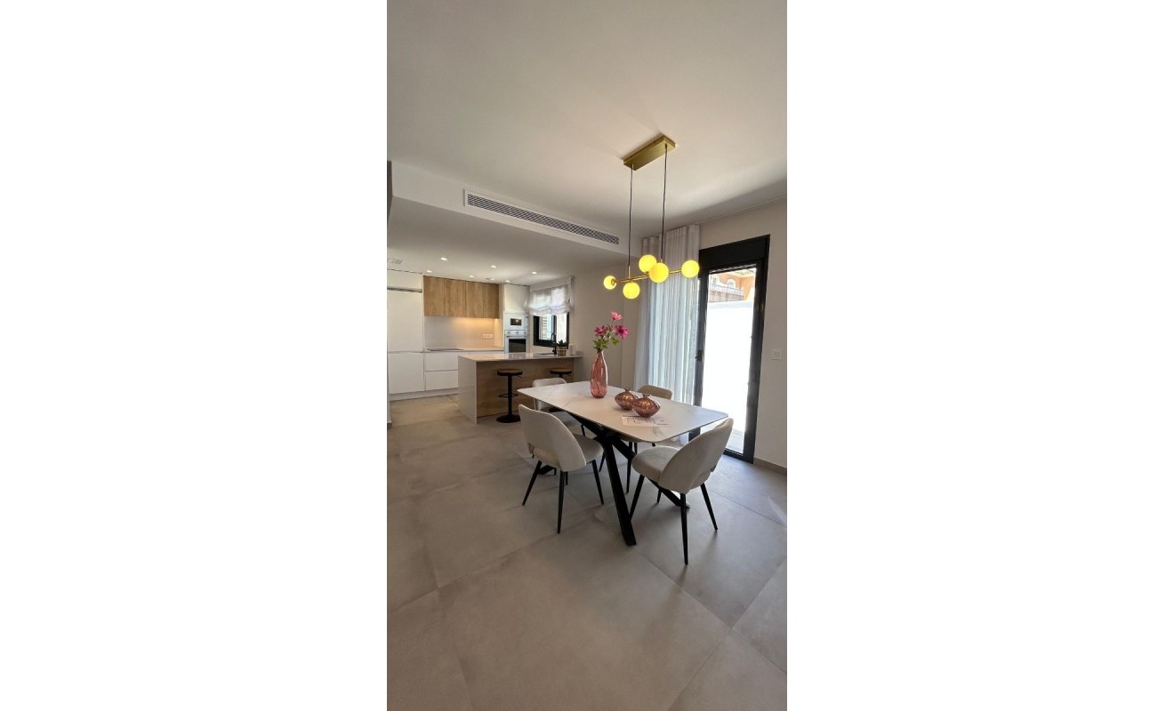 Sale - Townhouse - Pilar de la Horadada