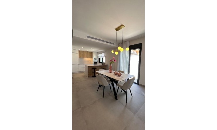 Sale - Townhouse - Pilar de la Horadada