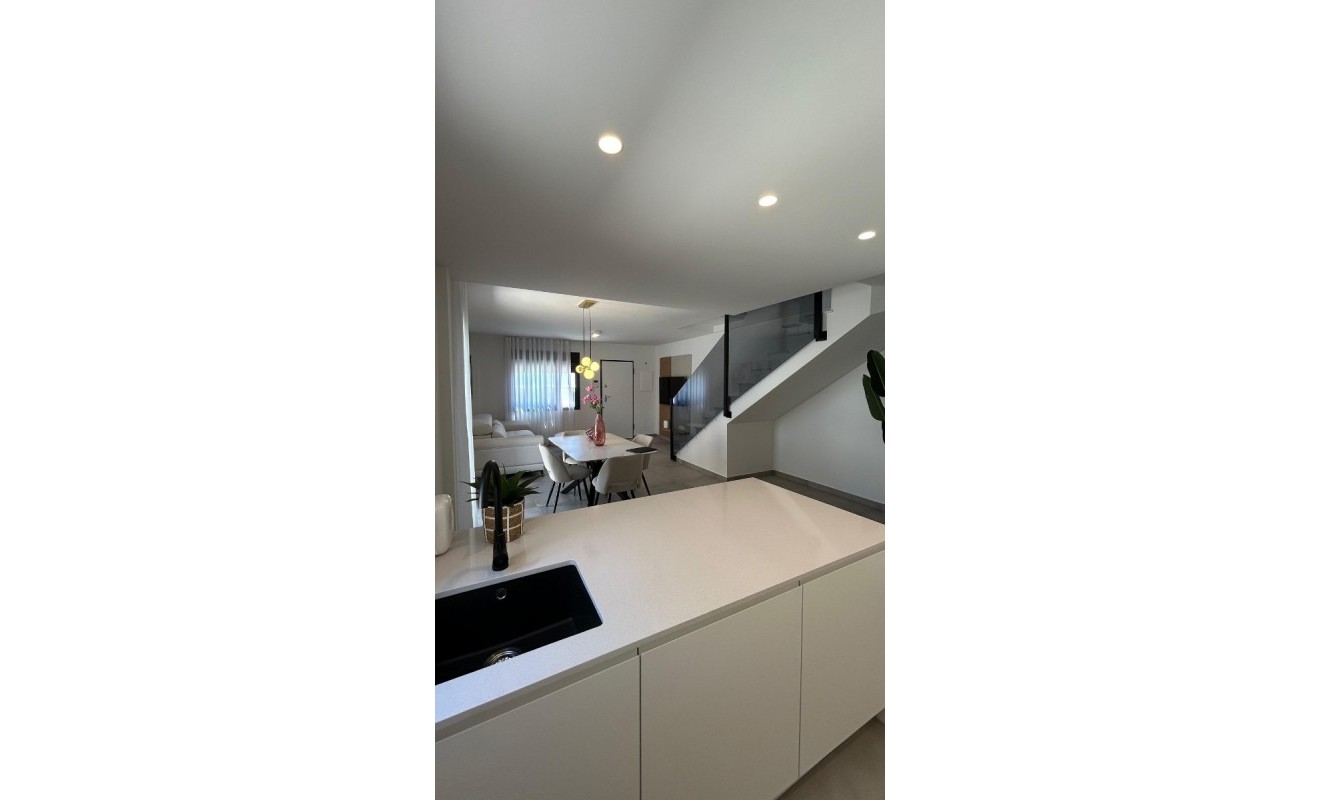 Sale - Townhouse - Pilar de la Horadada