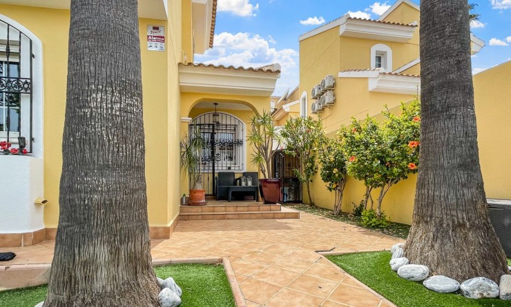 Wederverkoop - Detached villa - Orihuela Costa - Los Dolses