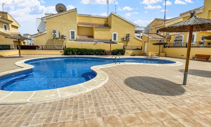 Wederverkoop - Detached villa - Orihuela Costa - Los Dolses