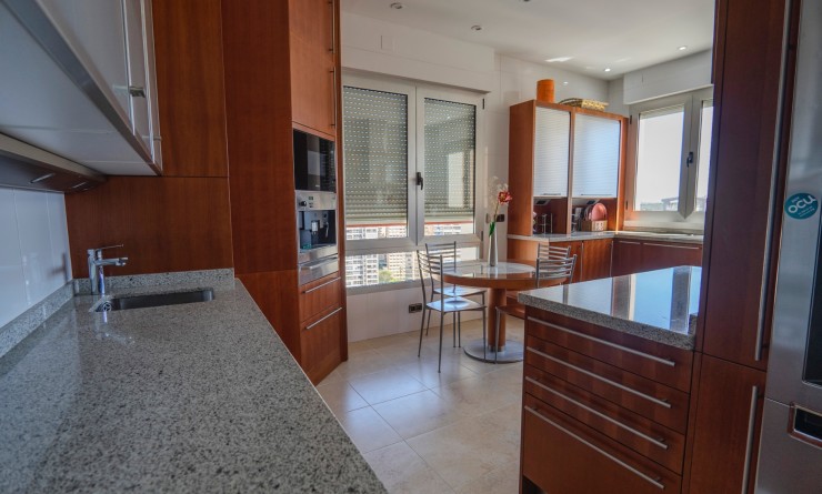 Wederverkoop - Appartement - Benidorm