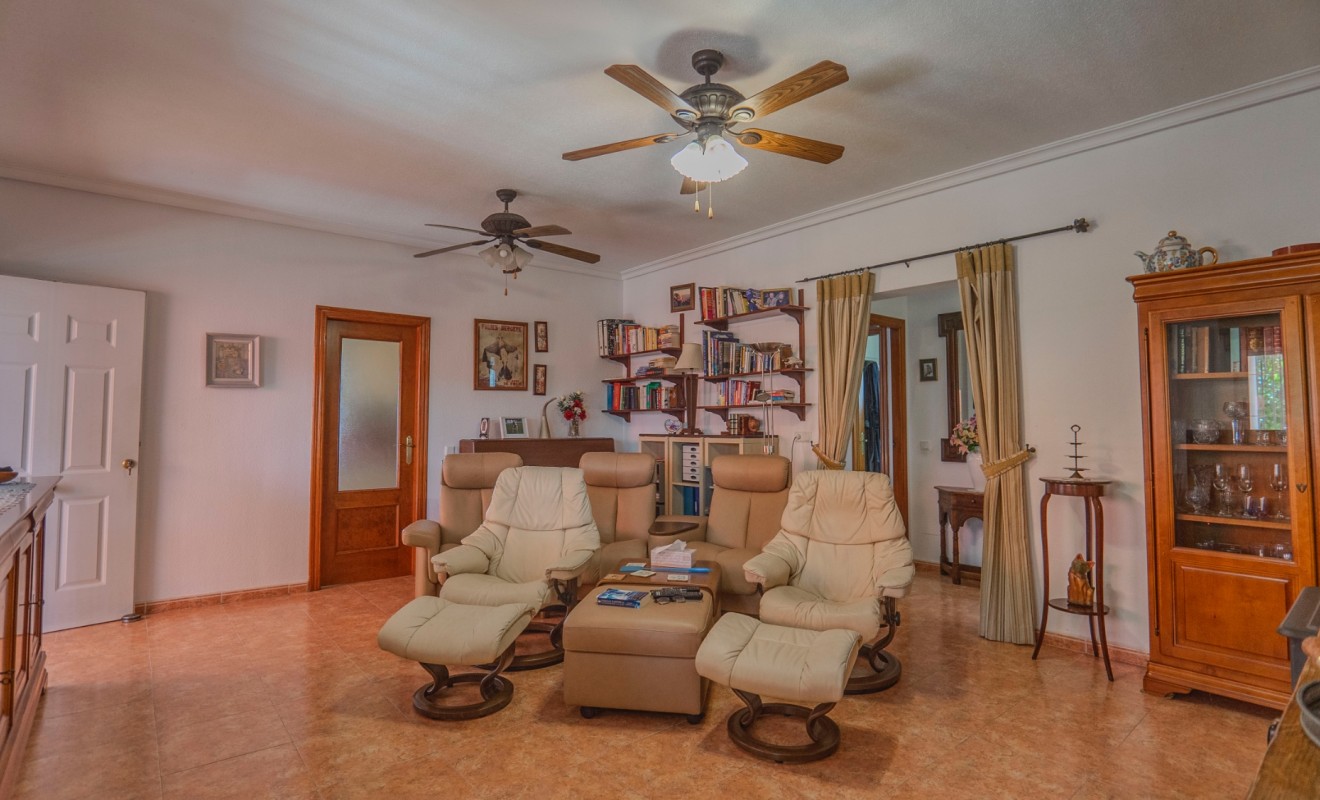 Wederverkoop - Country Property - Orihuela - San Bartolome