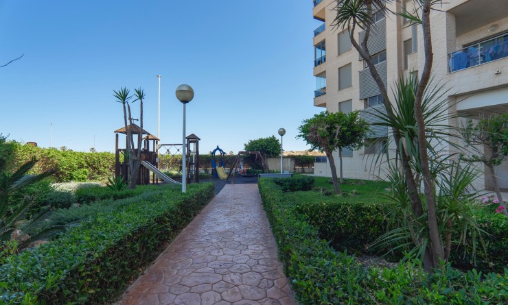 Wederverkoop - Appartement - Guardamar del Segura - Puerto Deportivo