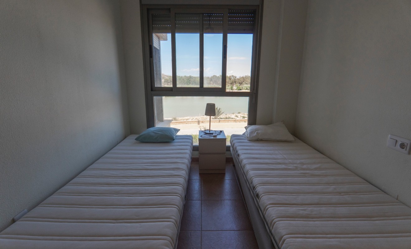 Wederverkoop - Appartement - Guardamar del Segura - Puerto Deportivo