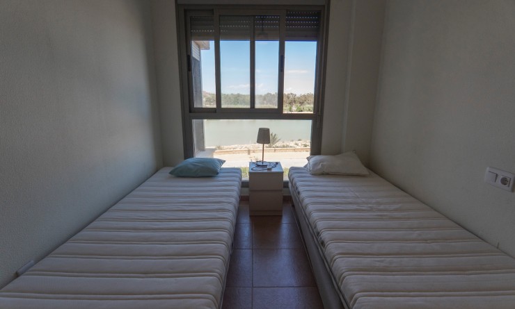 Wederverkoop - Appartement - Guardamar del Segura - Puerto Deportivo