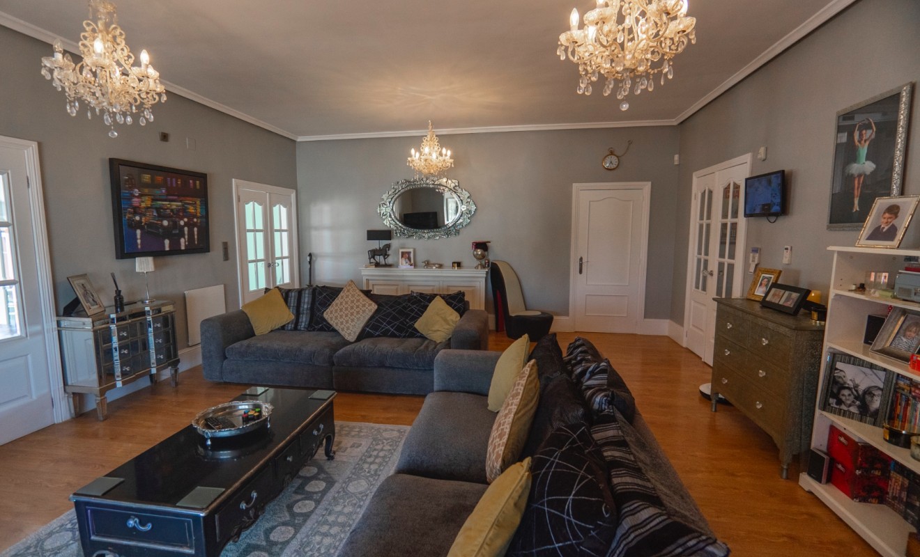 Wederverkoop - Detached villa - Las Heredades - Heredades
