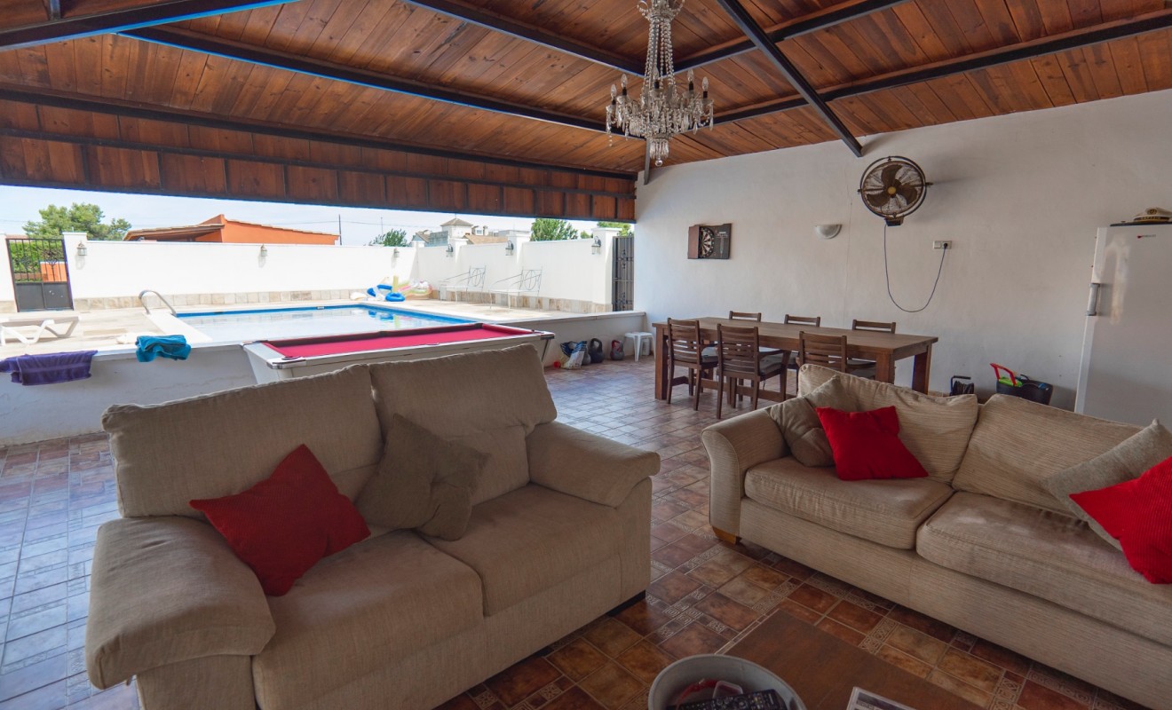 Wederverkoop - Detached villa - Las Heredades - Heredades