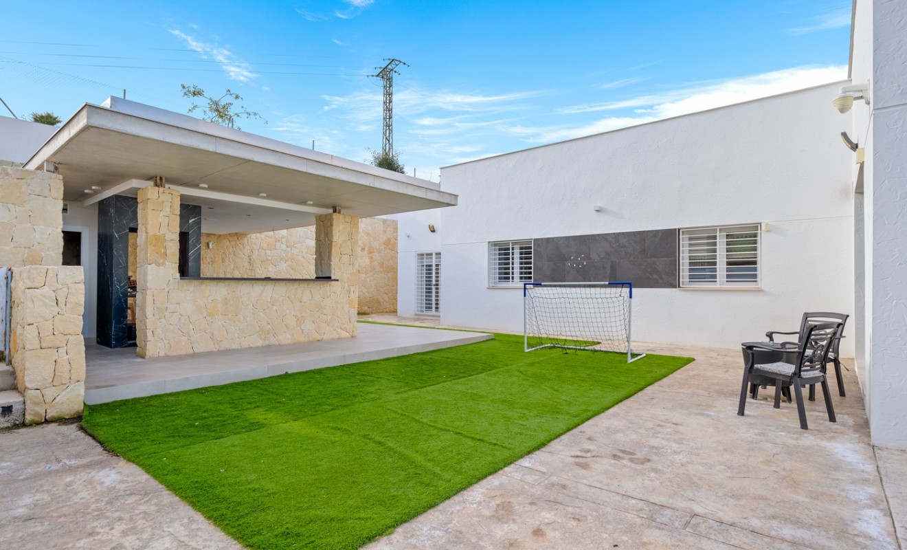 Wederverkoop - Detached villa - Algorfa - Lomas De La Juliana