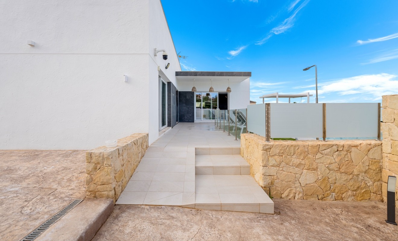 Wederverkoop - Detached villa - Algorfa - Lomas De La Juliana