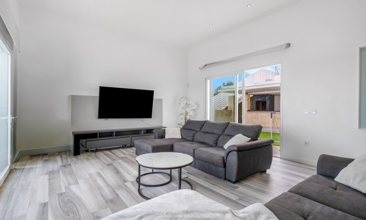 Wederverkoop - Detached villa - Algorfa - Lomas De La Juliana