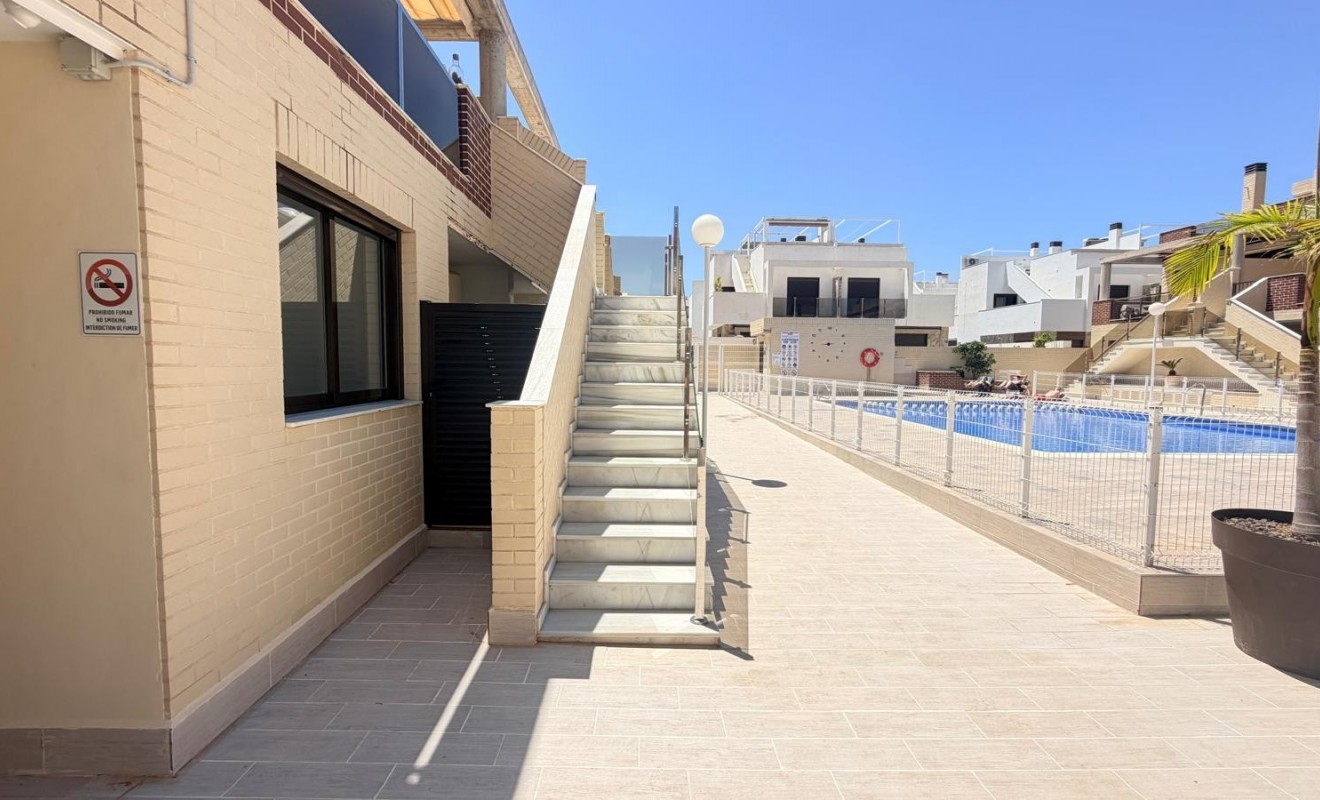 Revente - Apartment / flat - Orihuela Costa - Lomas de Cabo Roig