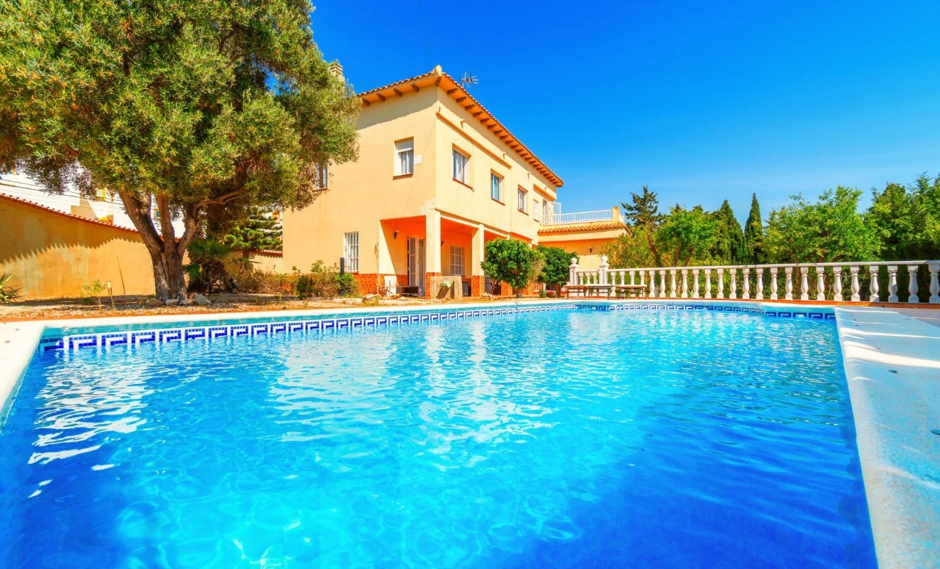 Wederverkoop - Villa - Torrevieja - La Mata