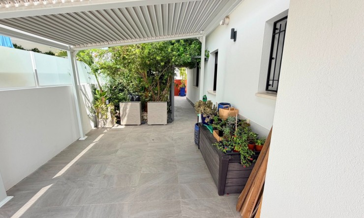 Revente - 4. House - Detached Villa - Los Montesinos - La herrada