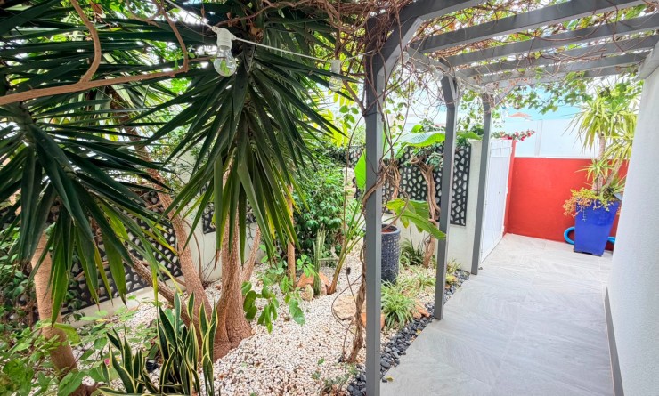 Revente - 4. House - Detached Villa - Los Montesinos - La herrada
