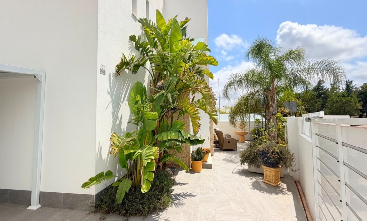 Revente - 4. House - Detached Villa - Los Montesinos - La herrada