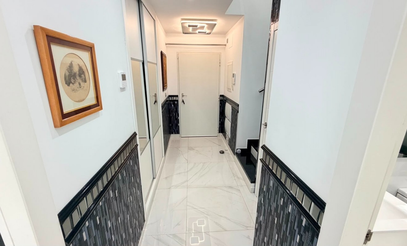 Revente - 4. House - Detached Villa - Los Montesinos - La herrada