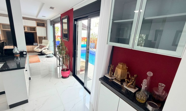 Revente - 4. House - Detached Villa - Los Montesinos - La herrada