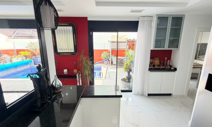 Revente - 4. House - Detached Villa - Los Montesinos - La herrada